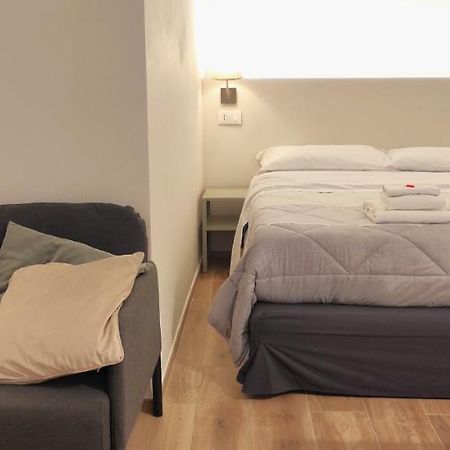Отель Bed In Bo San Carlo Болонья Экстерьер фото